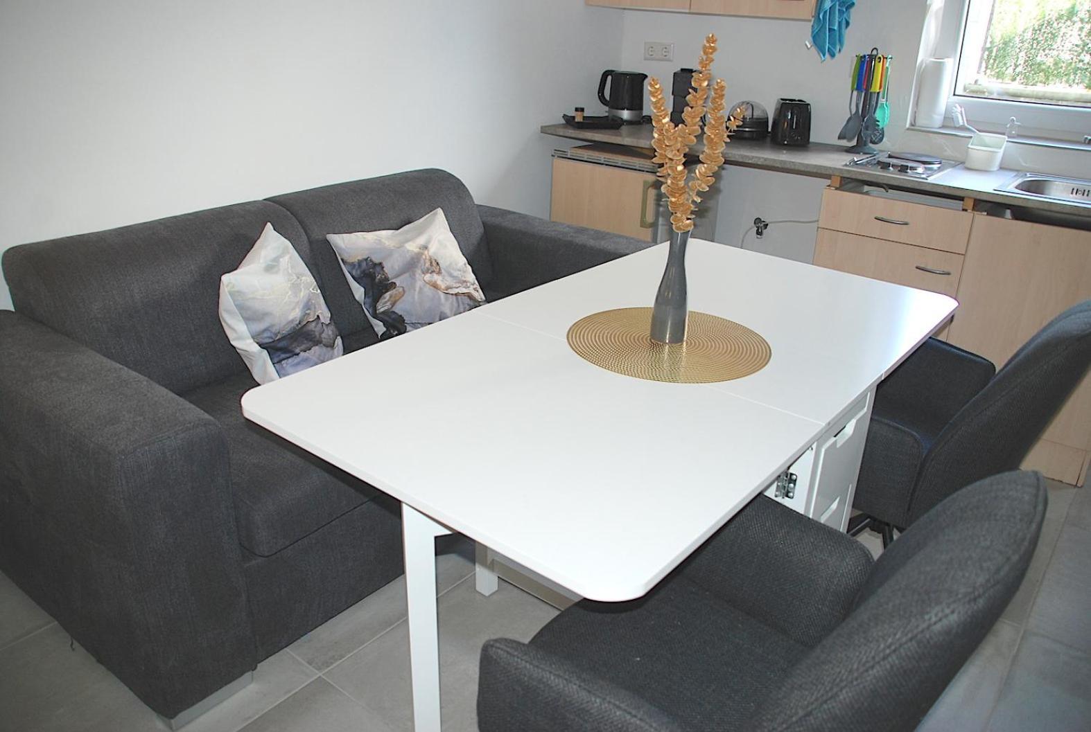 Willkommen In Dagersheim Bei Boeblingen! Gemuetliches 1 Zi Appartement Zum Wohlfuehlen In Einem Angenehmen Umfeld! 外观 照片