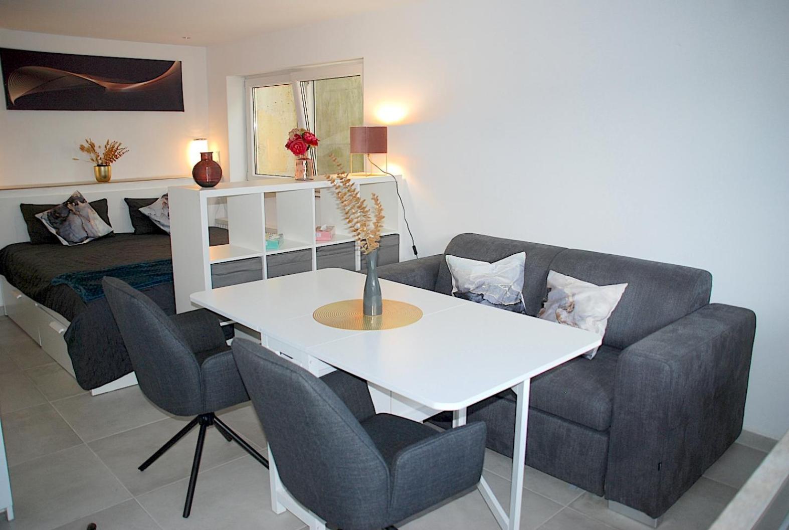 Willkommen In Dagersheim Bei Boeblingen! Gemuetliches 1 Zi Appartement Zum Wohlfuehlen In Einem Angenehmen Umfeld! 外观 照片