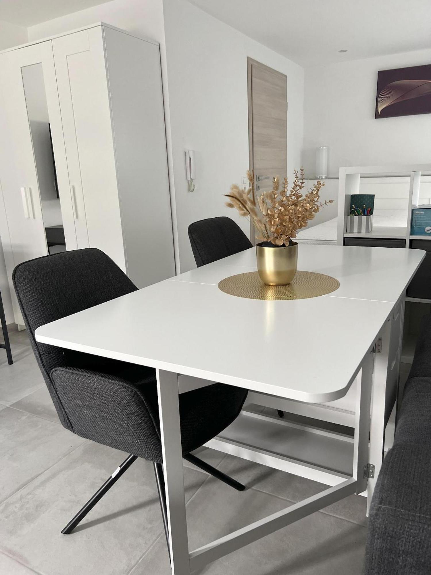 Willkommen In Dagersheim Bei Boeblingen! Gemuetliches 1 Zi Appartement Zum Wohlfuehlen In Einem Angenehmen Umfeld! 外观 照片
